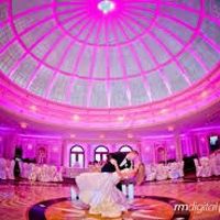 Are there any skylight rooms or dome rooms like Jericho Terrace in Jersey?