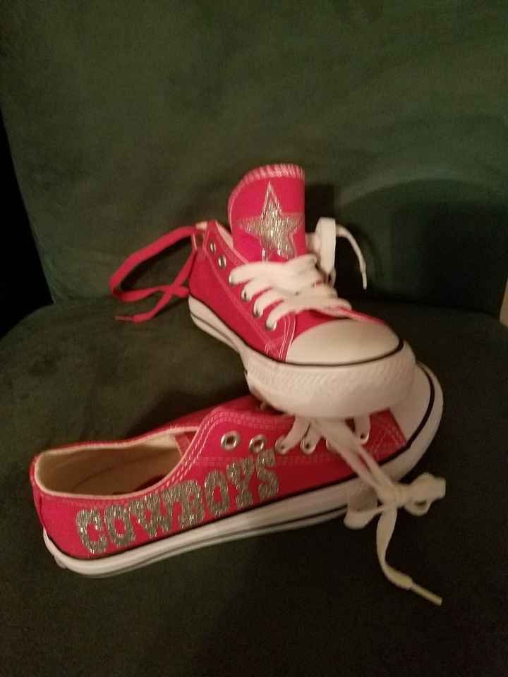 Wedding shoes-CONVERSE :)