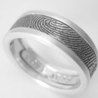 lets see FH wedding band! =)