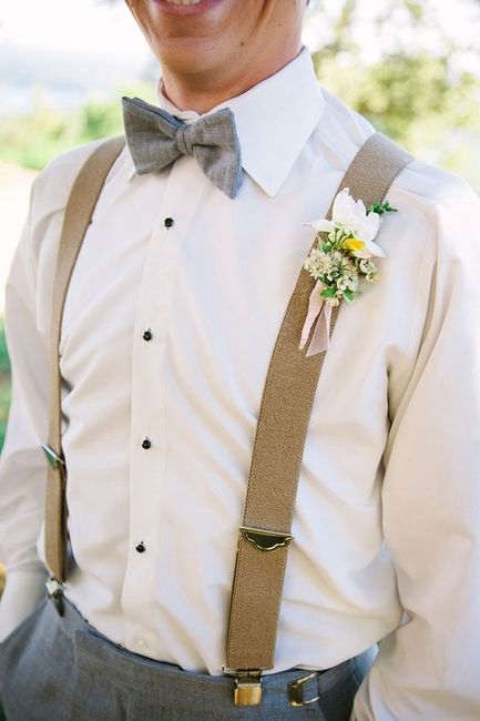 Boutonnières with suspenders 1