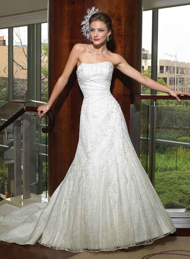 Who doesn't love dress porn !