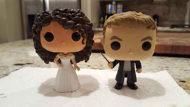 CAKE TOPPERS