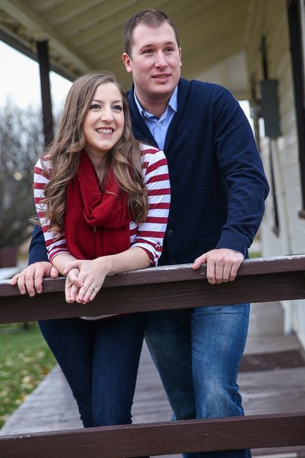 Engagement photo shoot clothes - pics