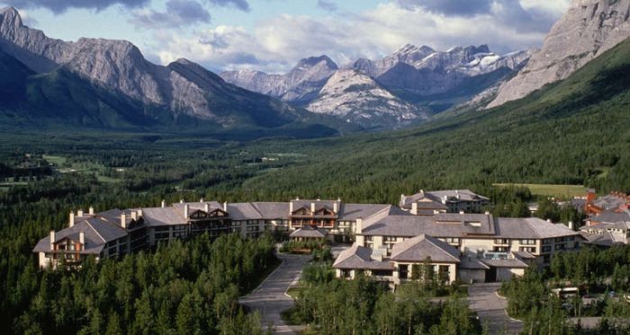 Honeymoon in Canada anyone?