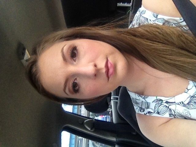 Anyone doing their own Makeup? Discuss!