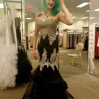 Let Me see your non-white dresses