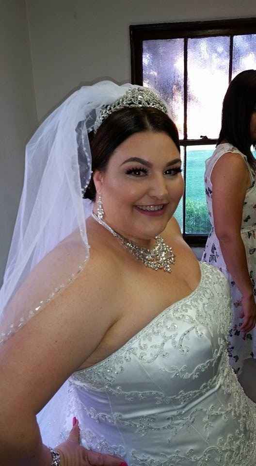 Wedding Day Lipstick Poll and Pictures