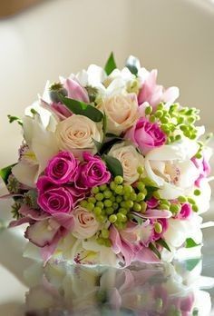 Bride's Bouquet - All White or Colorful?
