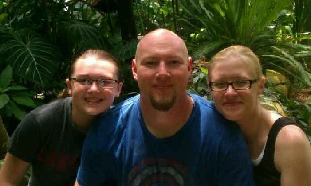 Share a pic of Spouse/Future Spouse!