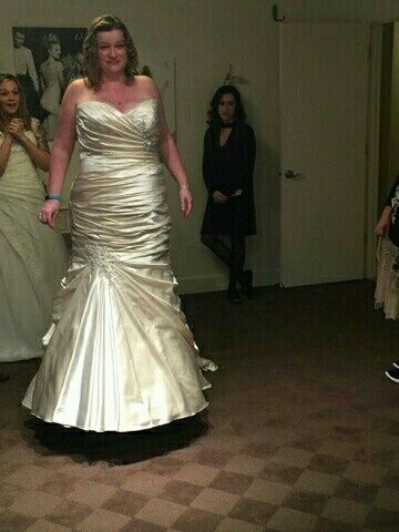 Plus size wedding dresses... Which way to go?