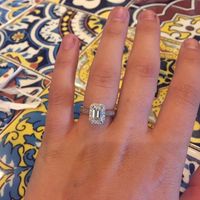 Twist on the ol' Ring Pics!