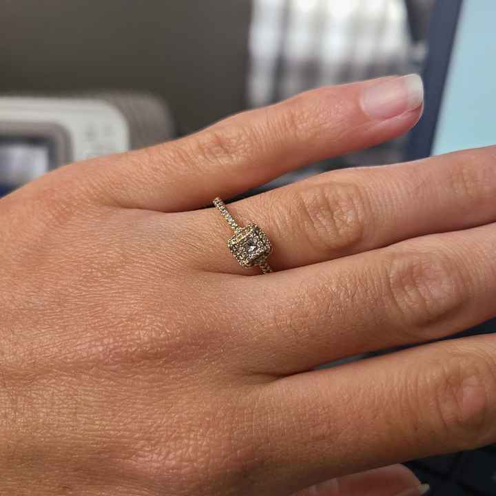 Brides of 2022! Show us your ring! - 1