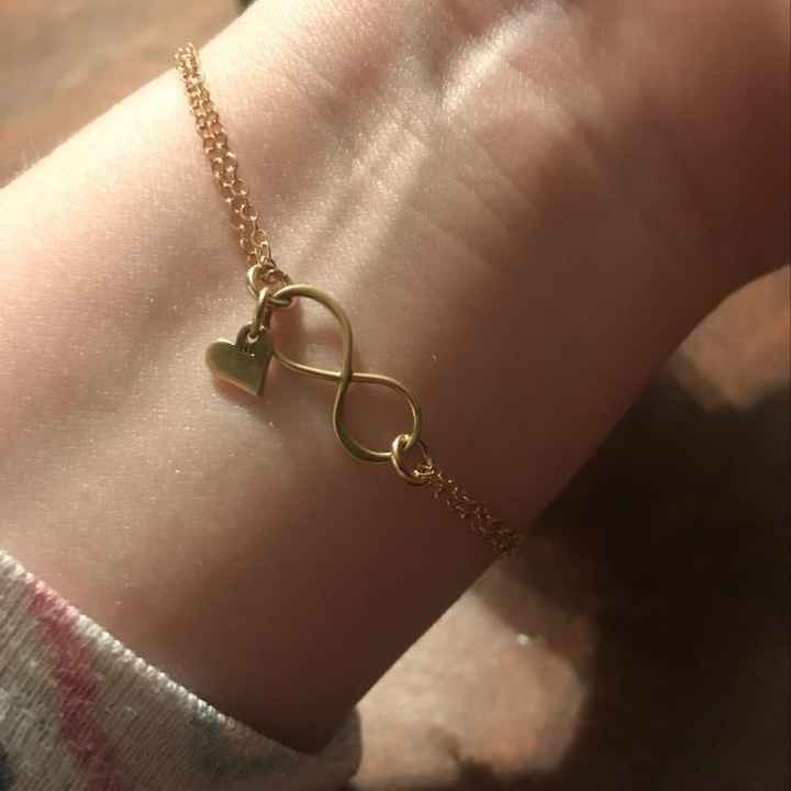 Show me your wedding day jewelry !