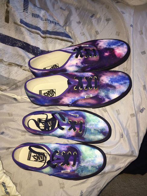 Size 8.5 shoe vs 15...
