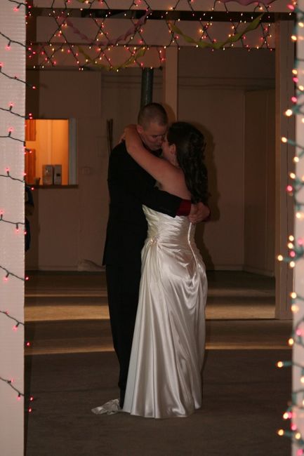 BACK AND MARRIED!! Pics (more page 2) and a quick descripiton