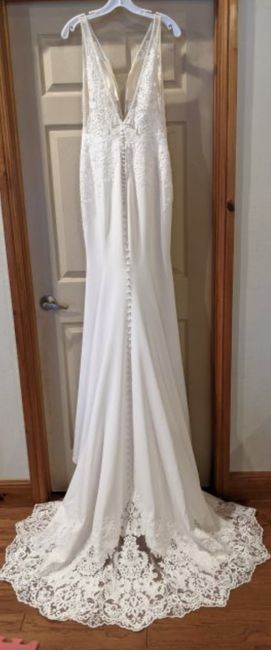 Cutting train off wedding dress 2