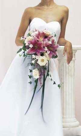 Calling all cascade style bouquets !