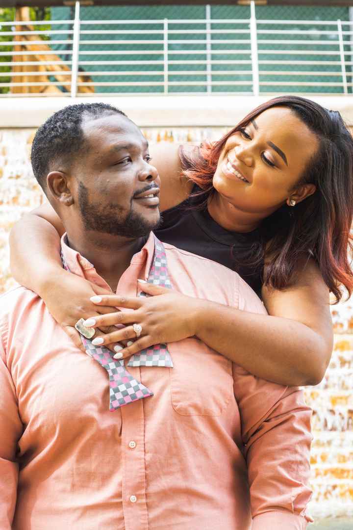 Drop an Engagement Pic with your Date & venue location - 1