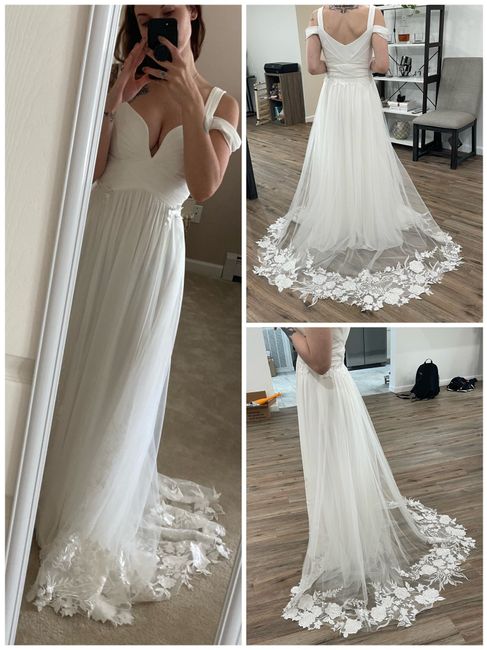 Share your wedding dress pics! 12