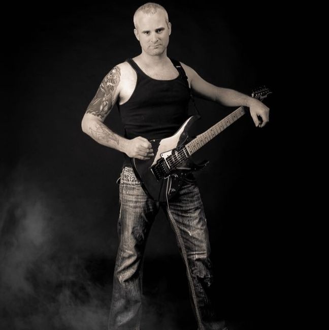 Show off your arm candy!