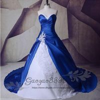 Anyone wearing a colored dress? - 1