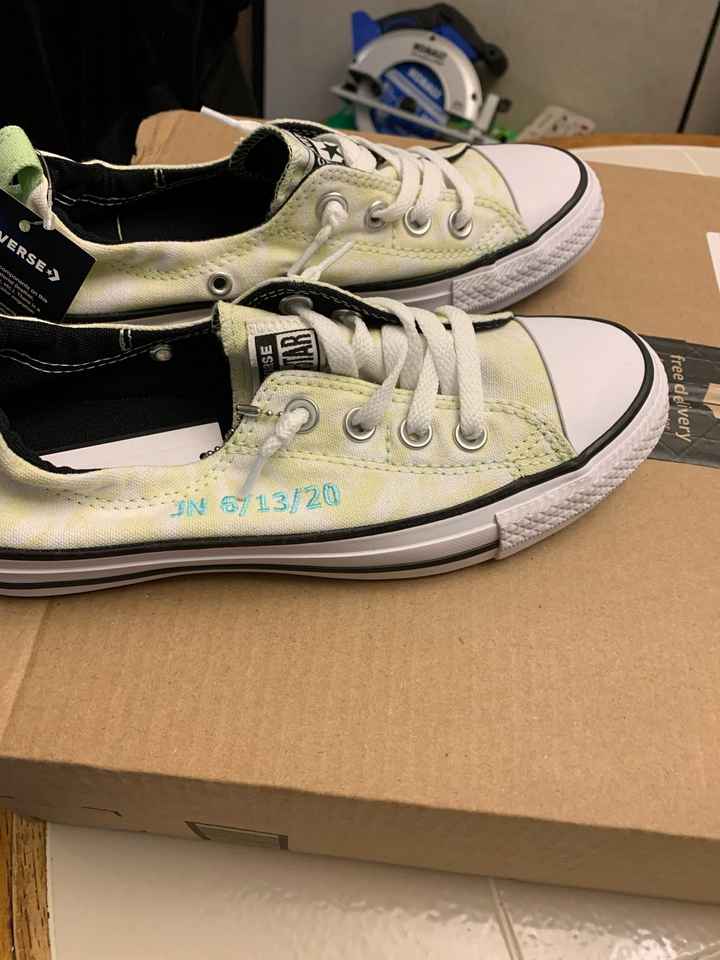 Did any of you wear shoes / converse on your wedding day? - 1