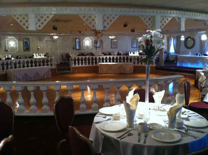 I want to see YOUR centerpieces (or ideas you have)