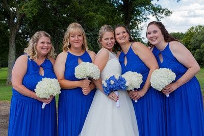 May I see your wedding portraits? (For those who are already married)