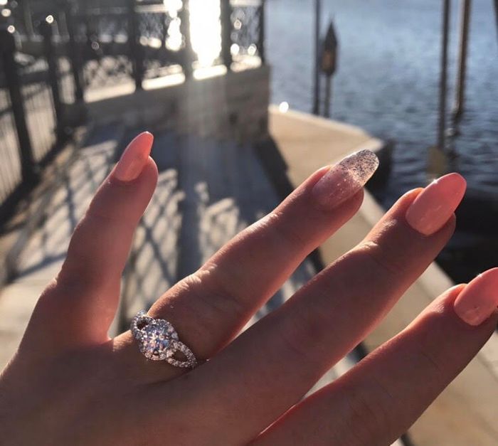 How did he/she propose? Also, show off your rings! 8