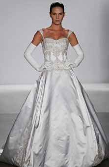 Ok,I think it's been a week or so...DRESSES PLEASE?! *whines