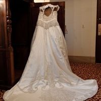 Bling-ed out wedding gowns!!!!