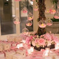 Tree/Shrub Like Centerpieces (I don't think it's manzanita?)