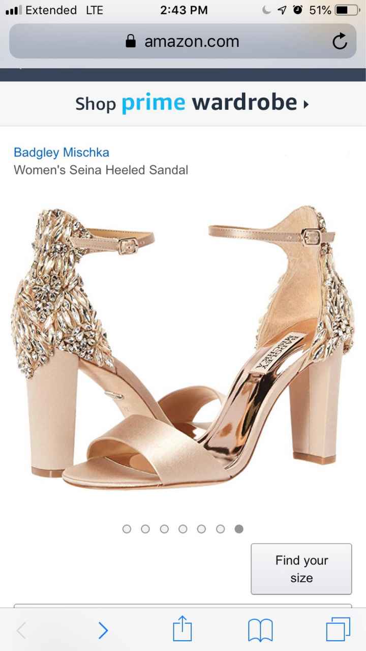 Let me see your shoes! - 1