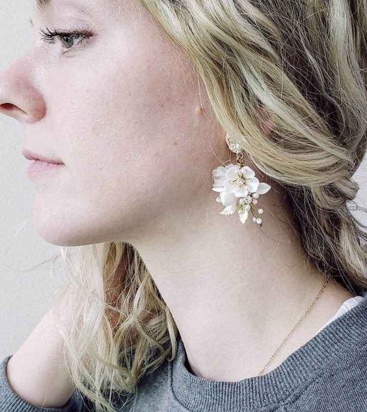 Which earrings??? i can’t decide! - 1