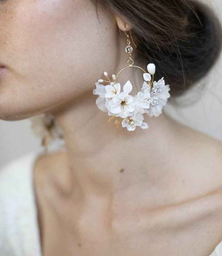 Which earrings??? i can’t decide! - 2