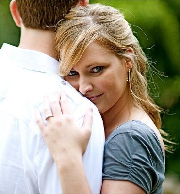 we're getting engagement pictures in a week! ahh!