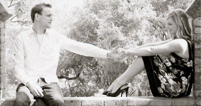 we're getting engagement pictures in a week! ahh!