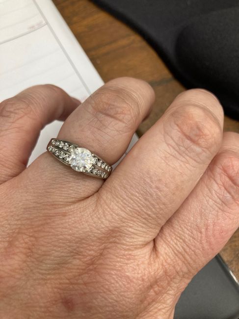 Brides of 2022! Show us your ring! - 1