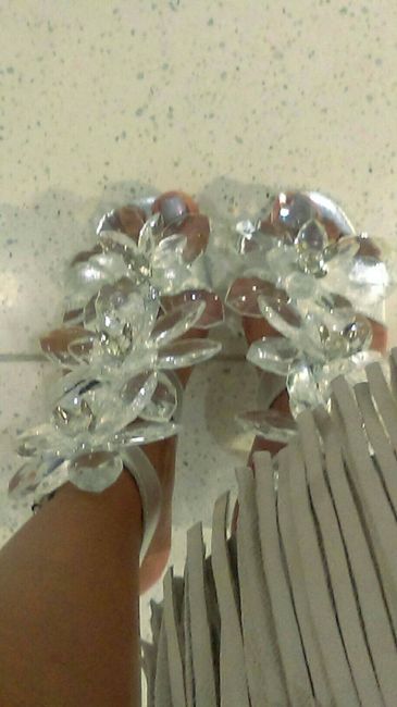 Show me your shoes! - 1