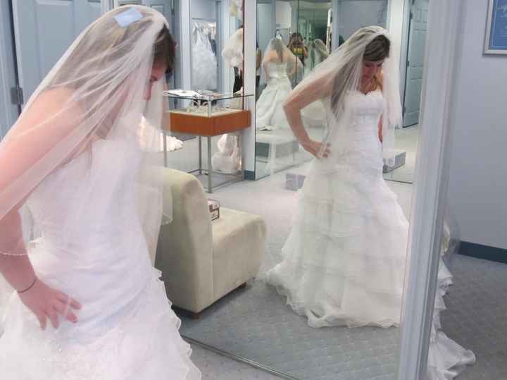 show me your Wedding dresses!!!!