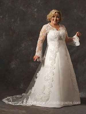 Show me your wedding jewelry accessories please..