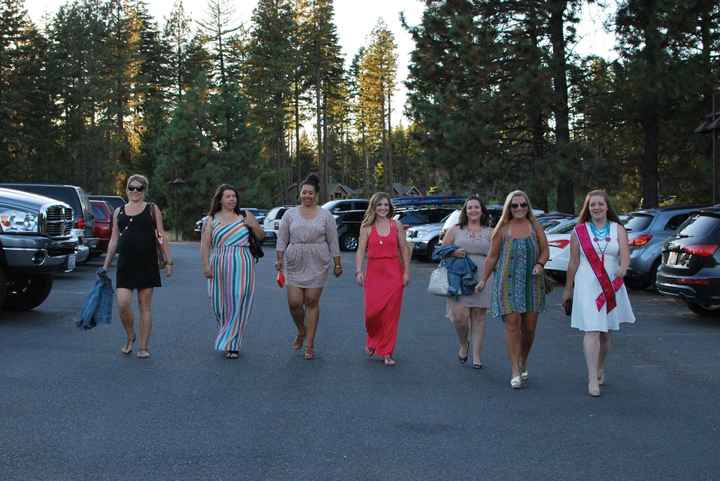 Back and ... bacheloretted?? SO FUN!! *pics pics pics*