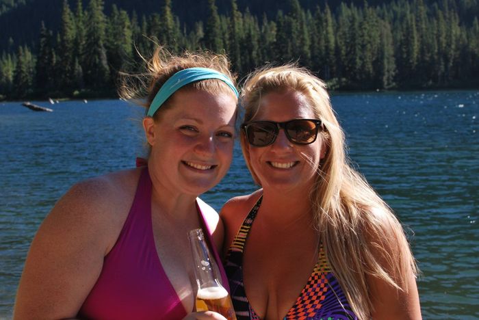 Back and ... bacheloretted?? SO FUN!! *pics pics pics*