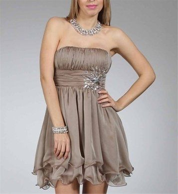 Lets see the GIRLS! (BM dresses & shoes I mean of course)!