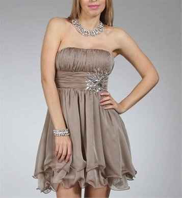 Lets see the GIRLS! (BM dresses & shoes I mean of course)!