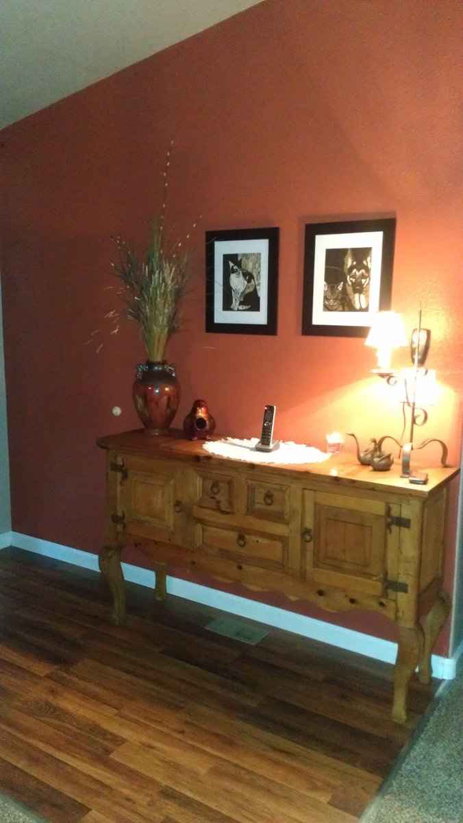 HR: Bedroom furniture