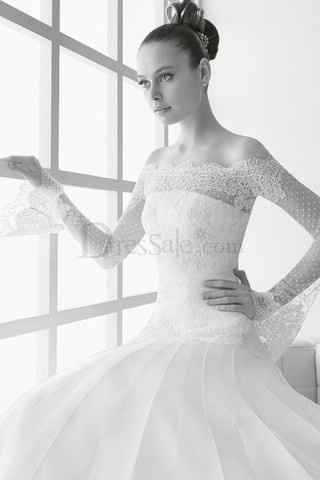 help with wedding dress!!