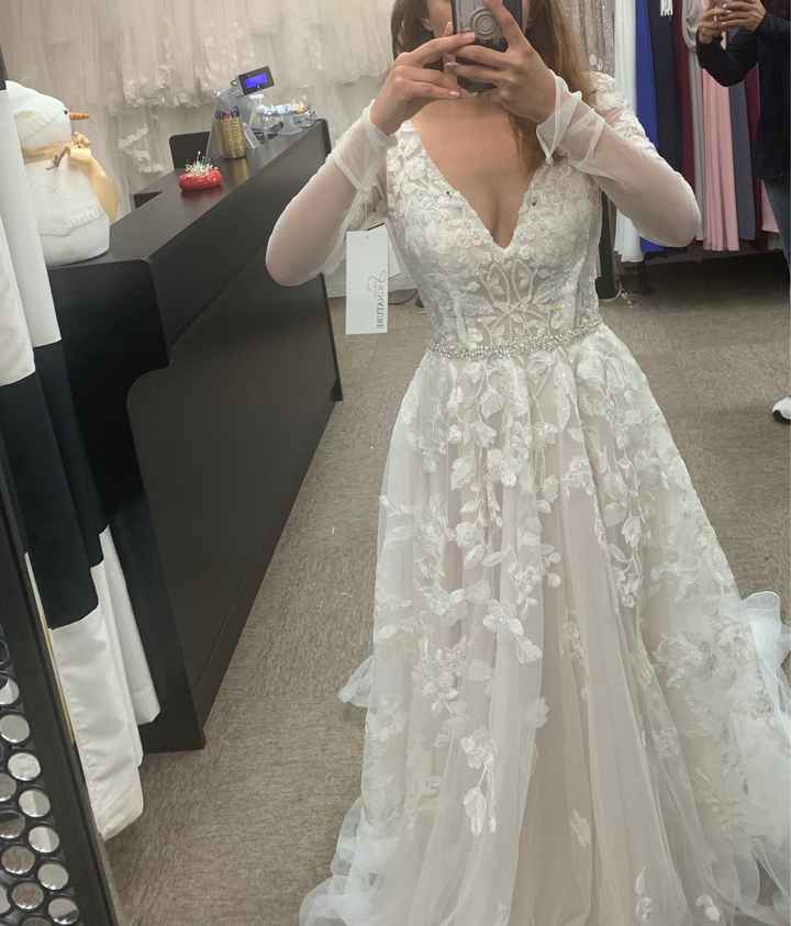 i want to cry 😭 i don’t like my dress anymore - 3