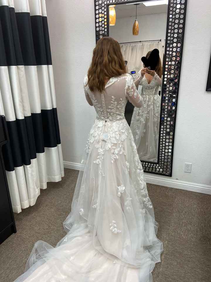 i want to cry 😭 i don’t like my dress anymore - 5