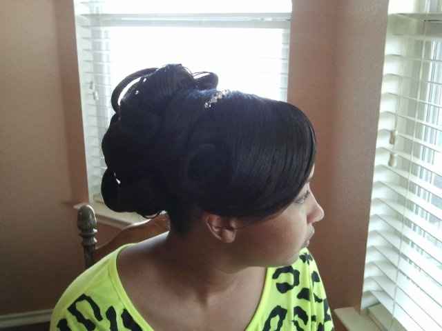 Another Hair Trial, Make-Up Trial and Bridal Portraits...PICS included ;-)